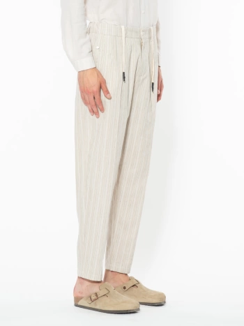 LINEN COUL PANTS.