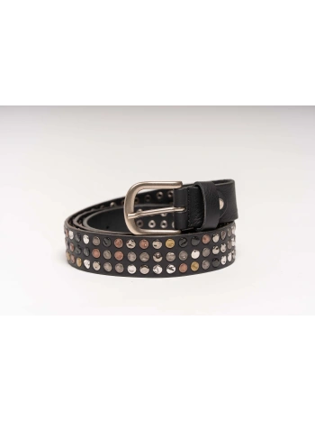 STUDDED LEATHER BELT