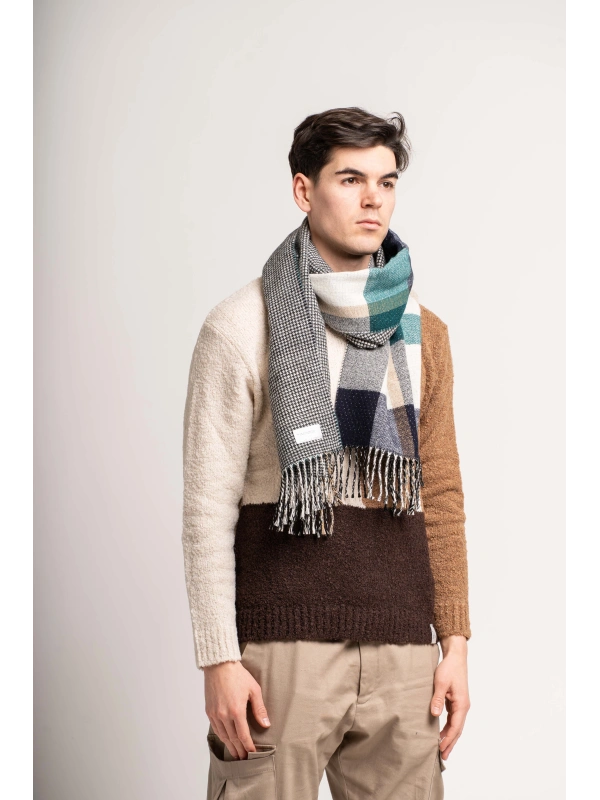 DOUBLE PATTERNED STOLE