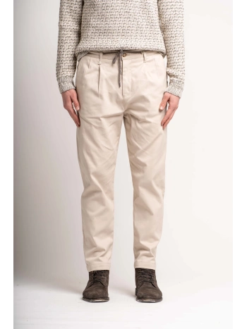 PANT. PENCE E COUL. RICAMI