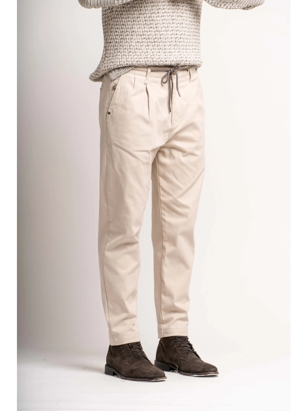 PANT. PENCE E COUL. RICAMI