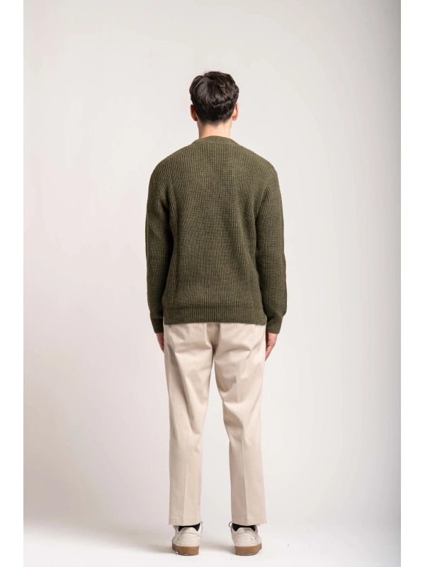 OVERSIZED V-NECK SWEATER