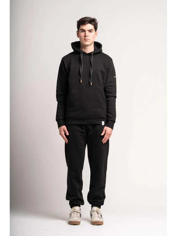 BASIC HOODIE SWEATSHIRT