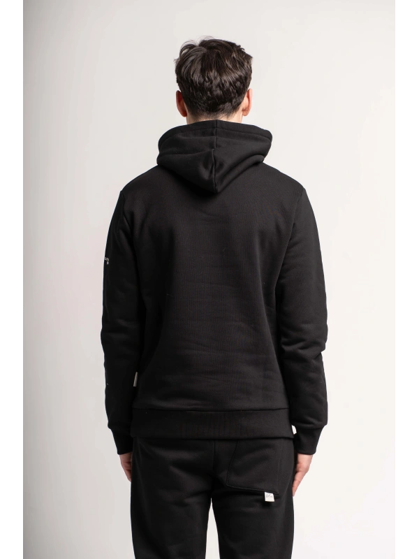 BASIC HOODIE SWEATSHIRT