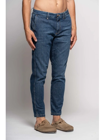 CHINOS JEANS