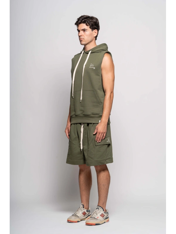 SLEEVELESS HOODED SWEATSHIRT