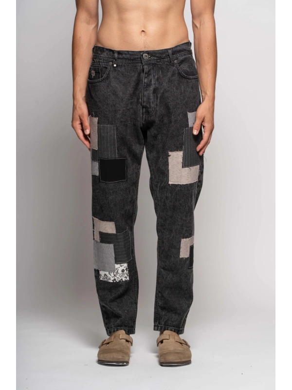 JEANS WITH BLACK PATCHES