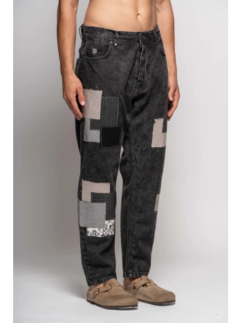 JEANS WITH BLACK PATCHES