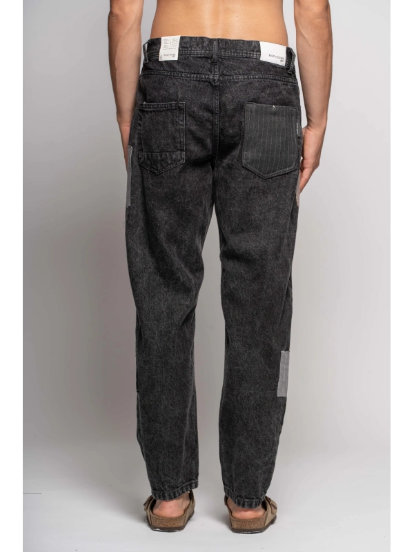 JEANS WITH BLACK PATCHES