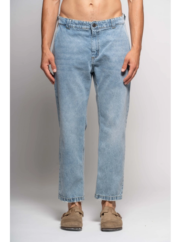 PALAZZA JEANS WITH WIDE BUCKLES