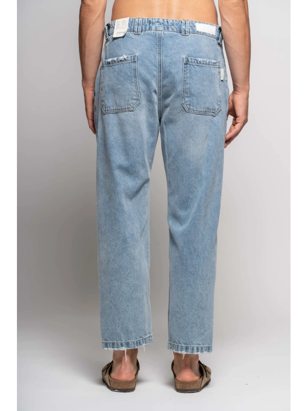 PALAZZA JEANS WITH WIDE BUCKLES