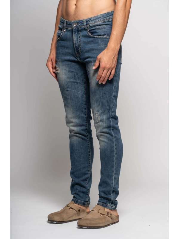 REGULAR JEANS MENDED
