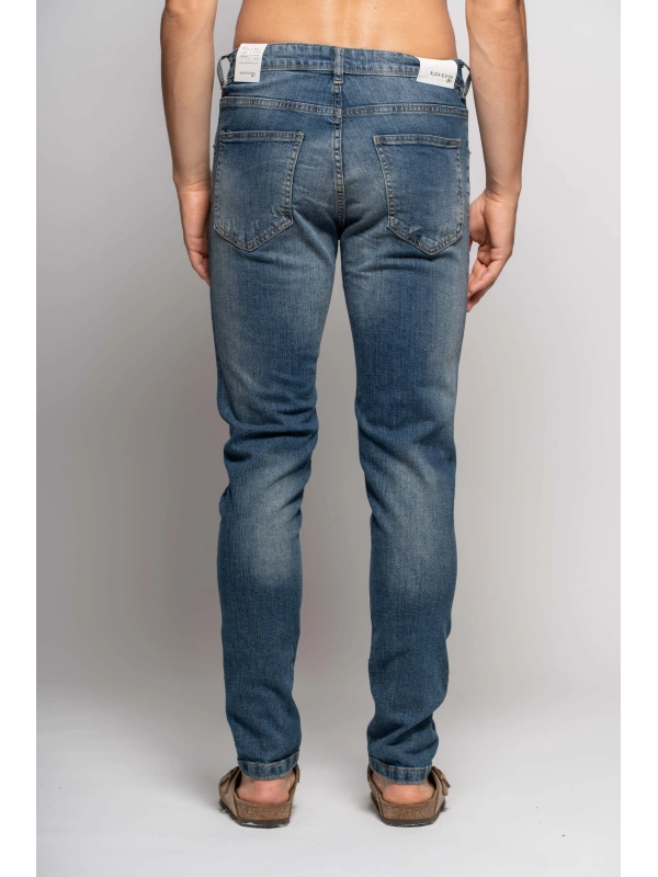 JEANS REGULAR LAV.MEDIO