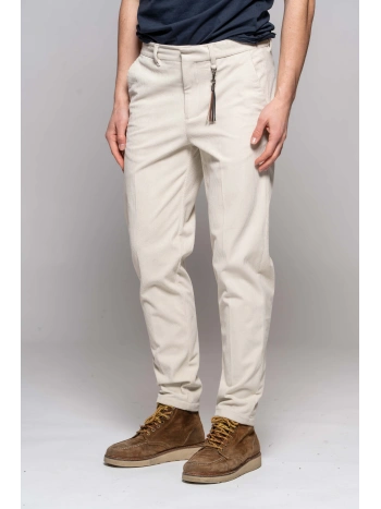 VELVET CHINO